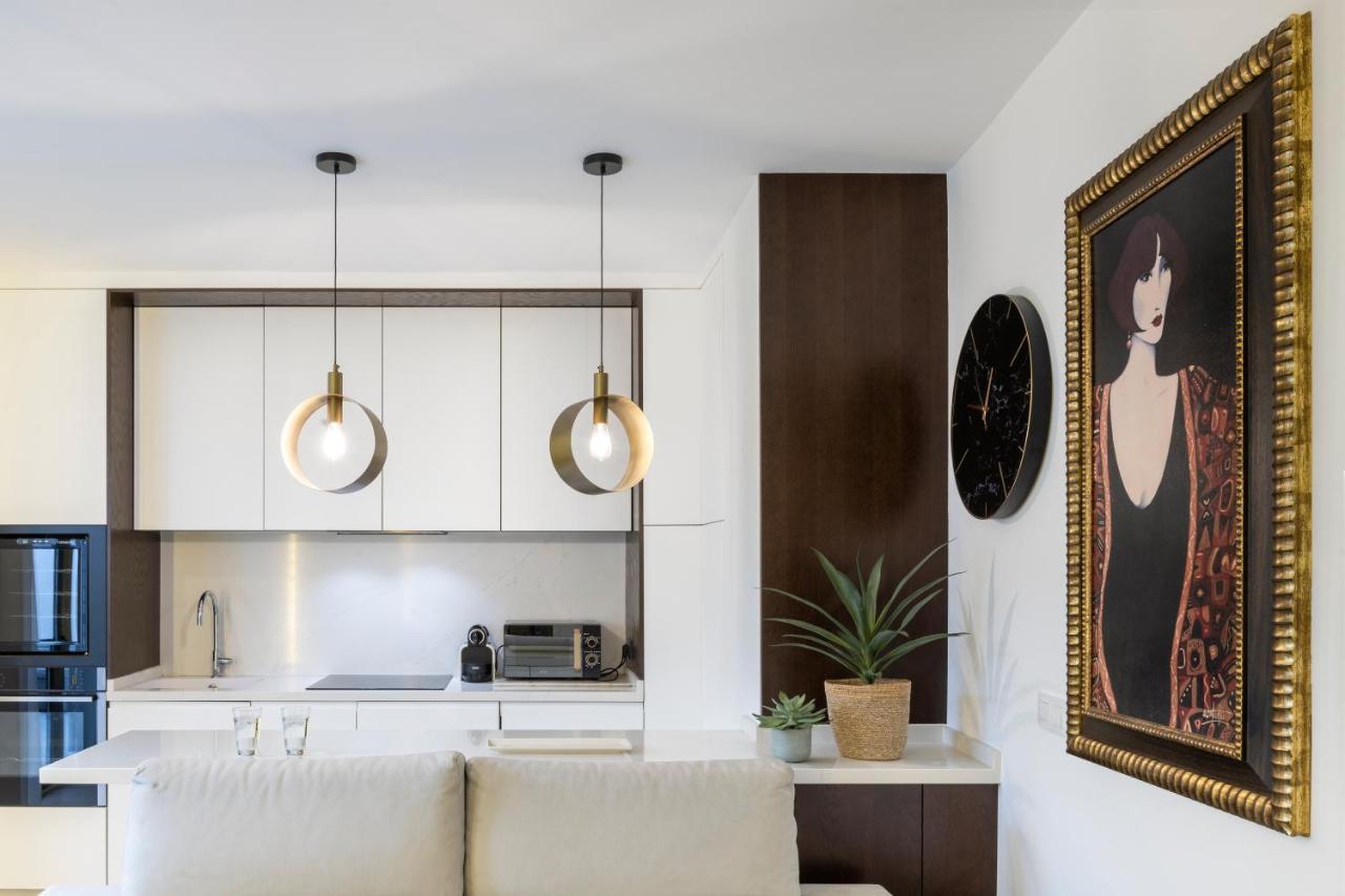 Unika Homes Faustino & Terrace Севиля Екстериор снимка